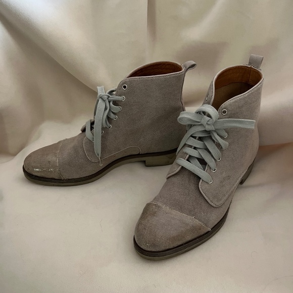 Alberto Fermani Gloss-Tipped Ankle Boots - Picture 11 of 16